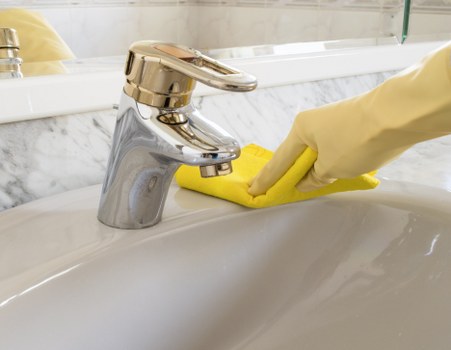 Professional domestic cleaning in Roehampton kitchen and bathroom spaces